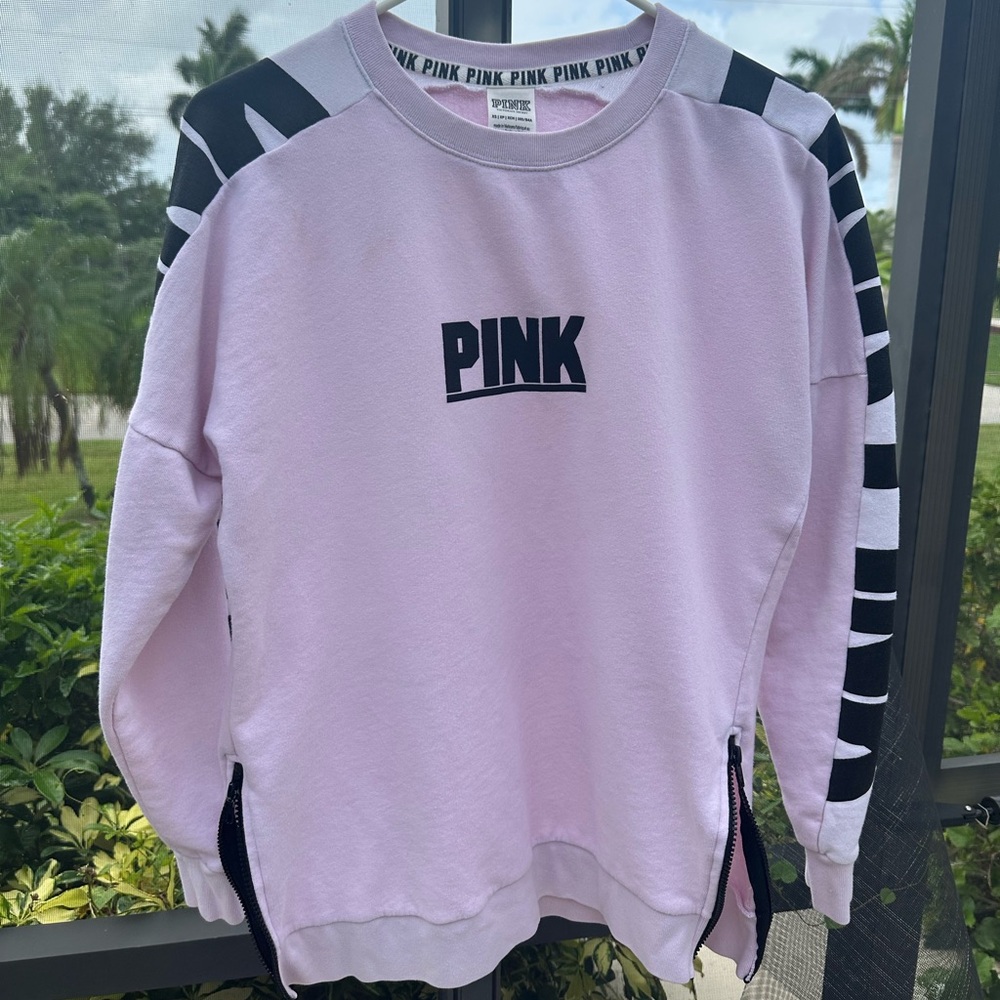 Victoria’s Secret PINK Crew Neck
